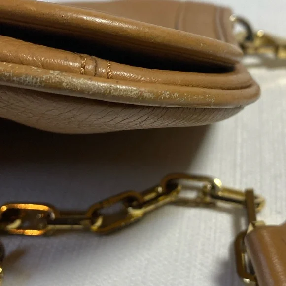 Tory Burch Tan Leather Crossbody Bag with Gold Accents - Picture 6 of 8